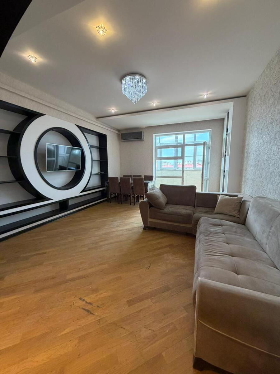Satılır 2 otaqlı yeni tikili 72 m² — Mənzil, Bakı (2)