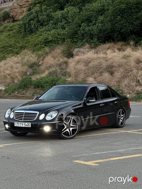 Mercedes E 350, 3.5 L, 2005 il, 386 100 km