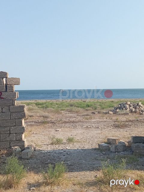 12 sot torpaq sahəsi, Türkan qəs