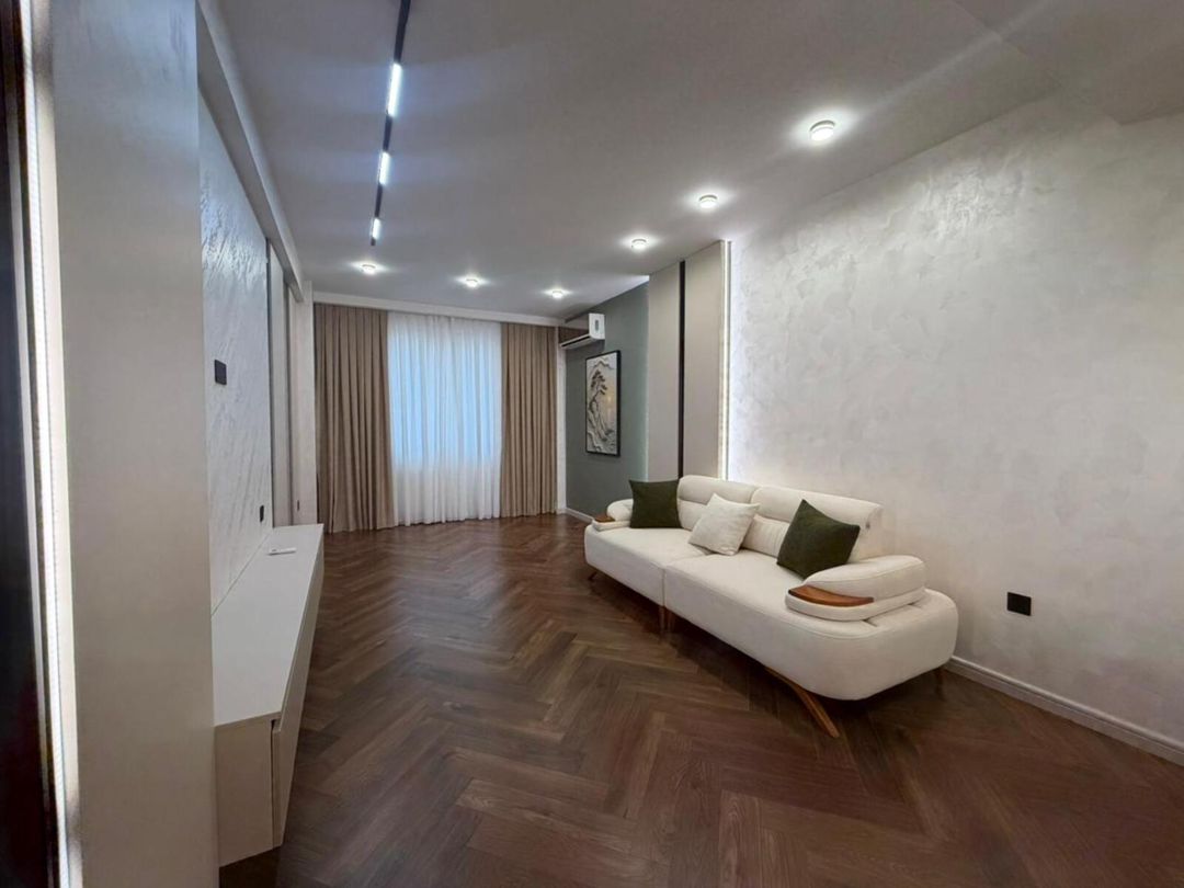 Satılır 3 otaqlı köhnə tikili 126 m² — Mənzil, Bakı (2)