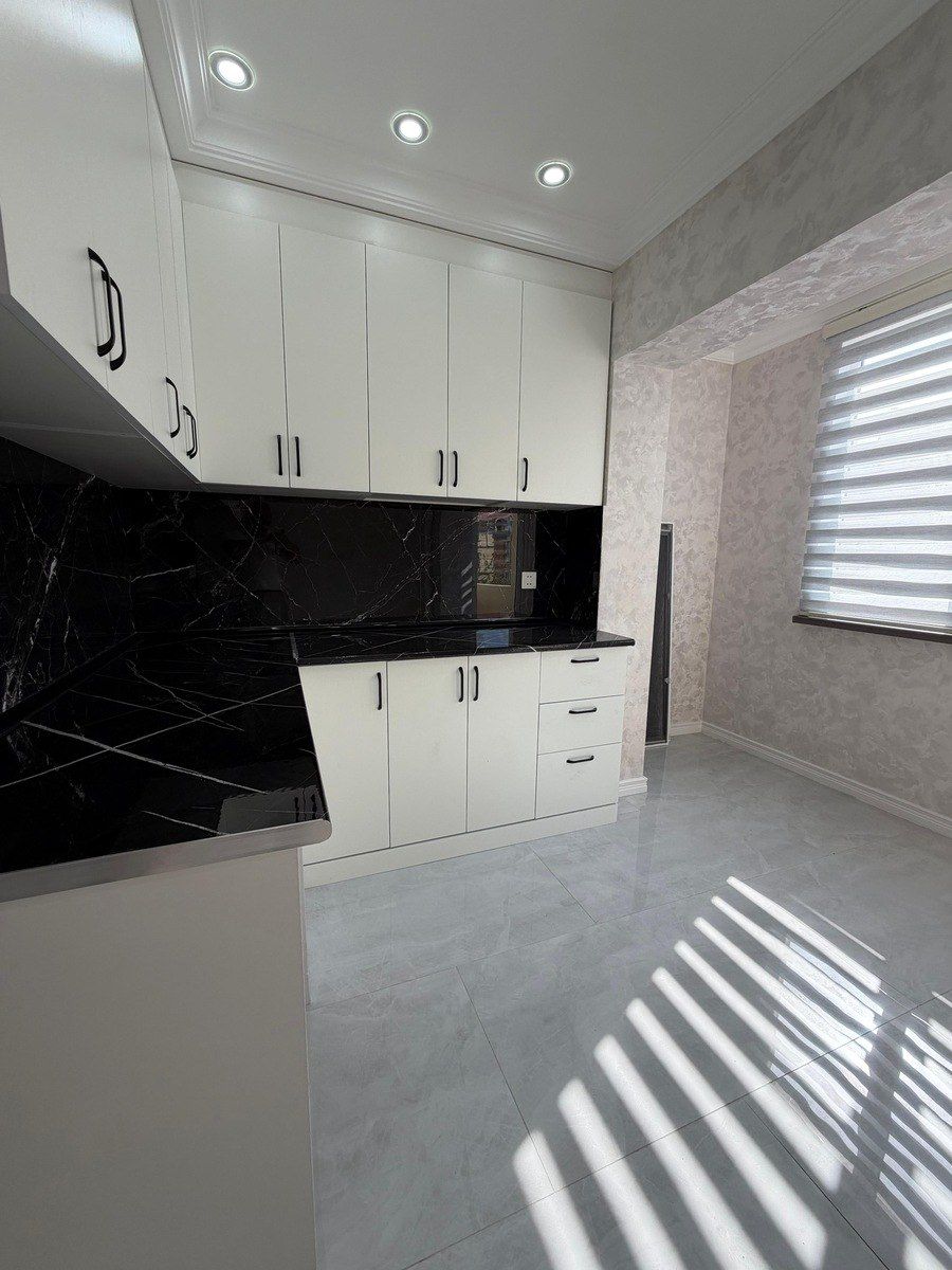 Satılır 2 otaqlı köhnə tikili 65 m² — Mənzil, Bakı