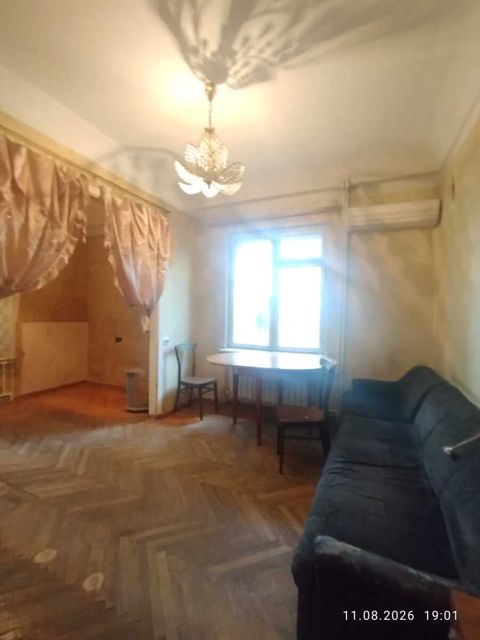 İcarəyə verilir 2 otaqlı köhnə tikili 48 m² — Bakı