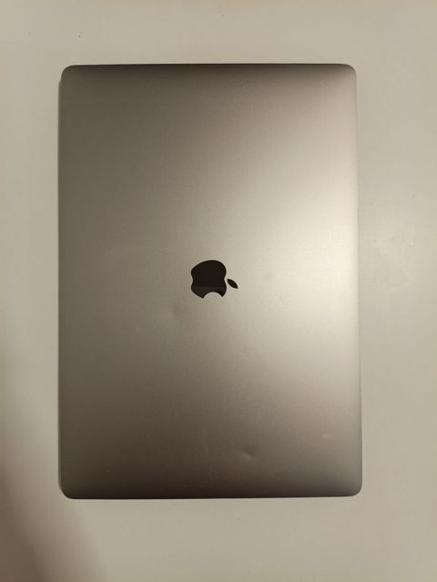 Apple MacBook Pro 2019 16 Inc (Space Gray) Texniki Parametrlər — Bakı