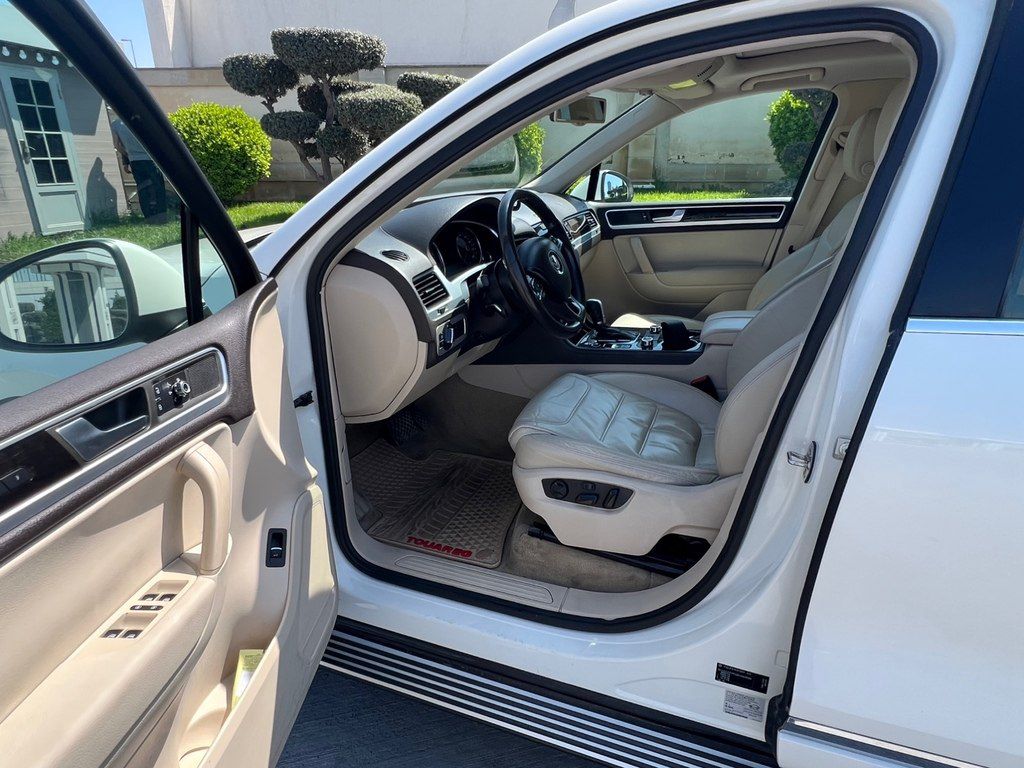 Volkswagen Touareg, 3.6 L, 2011 il, 329 000 km — Avtomobillər, Bakı (3)