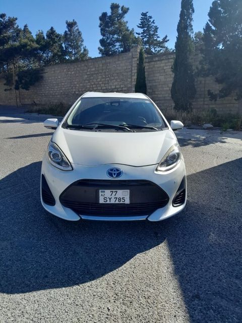 Toyota Aqua, 1.5 L, 0.87 kWh, 2019 il, 149 000 km — Bakı
