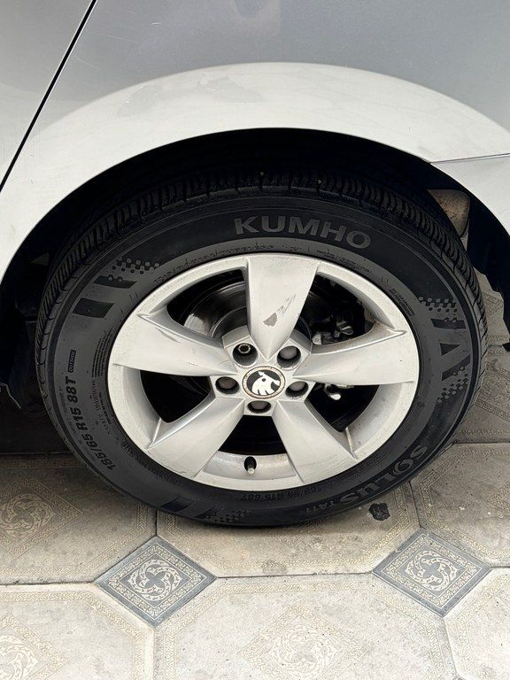 Skoda Rapid, 1.6 L, 2016 il, 147 200 km — Avtomobillər, Bakı (3)