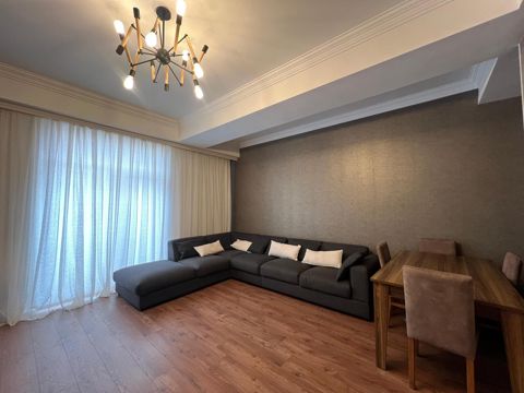 İcarəyə verilir 4 otaqlı yeni tikili 150 m² — Bakı