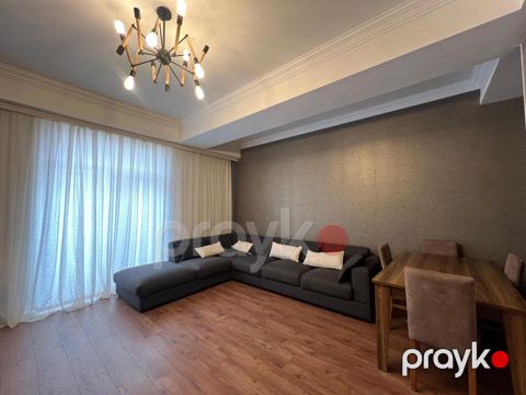 İcarəyə verilir 4 otaqlı yeni tikili 150 m²