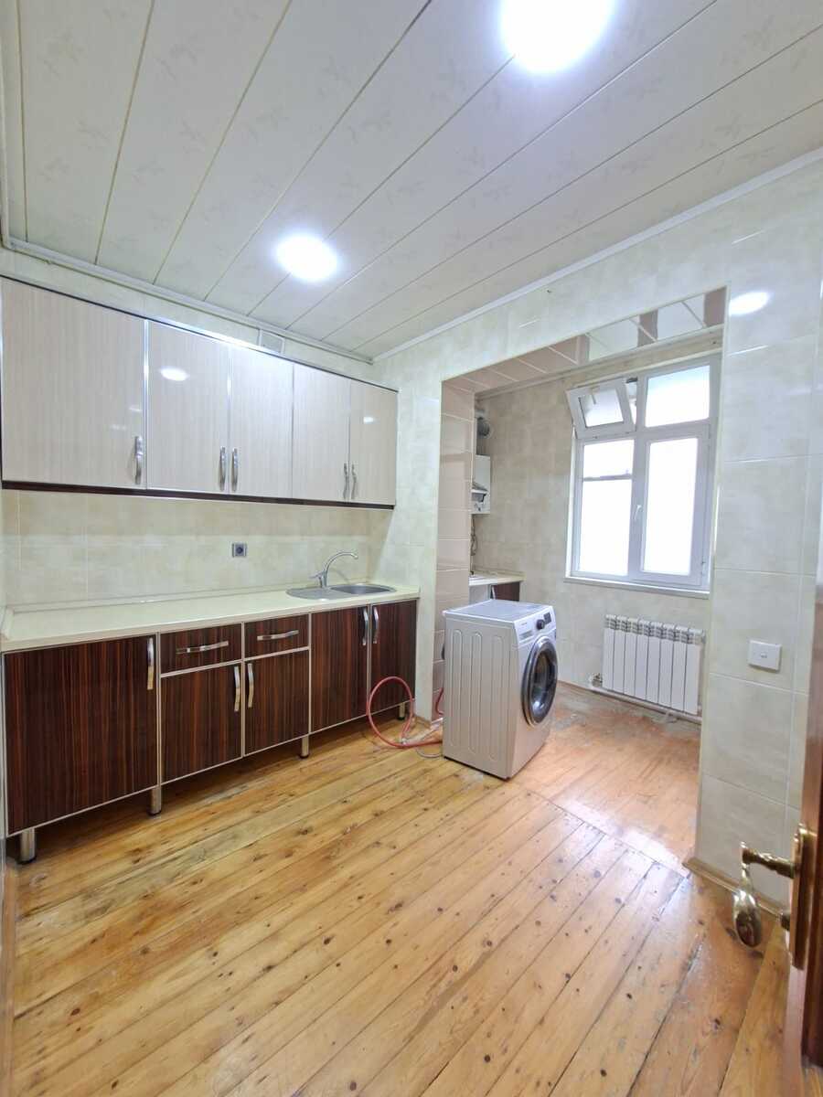 Satılır 2 otaqlı köhnə tikili 62 m² — Mənzil, Bakı (9)