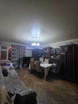 Satılır 3 otaqlı köhnə tikili 70 m² — Real emlak — Квартира