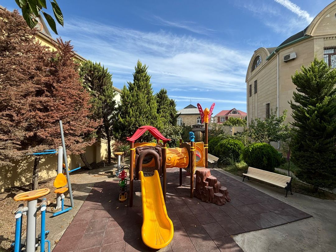 Satılır 9 otaqlı həyət evi/bağ evi 500 m² — Ev, villa, Bakı (3)