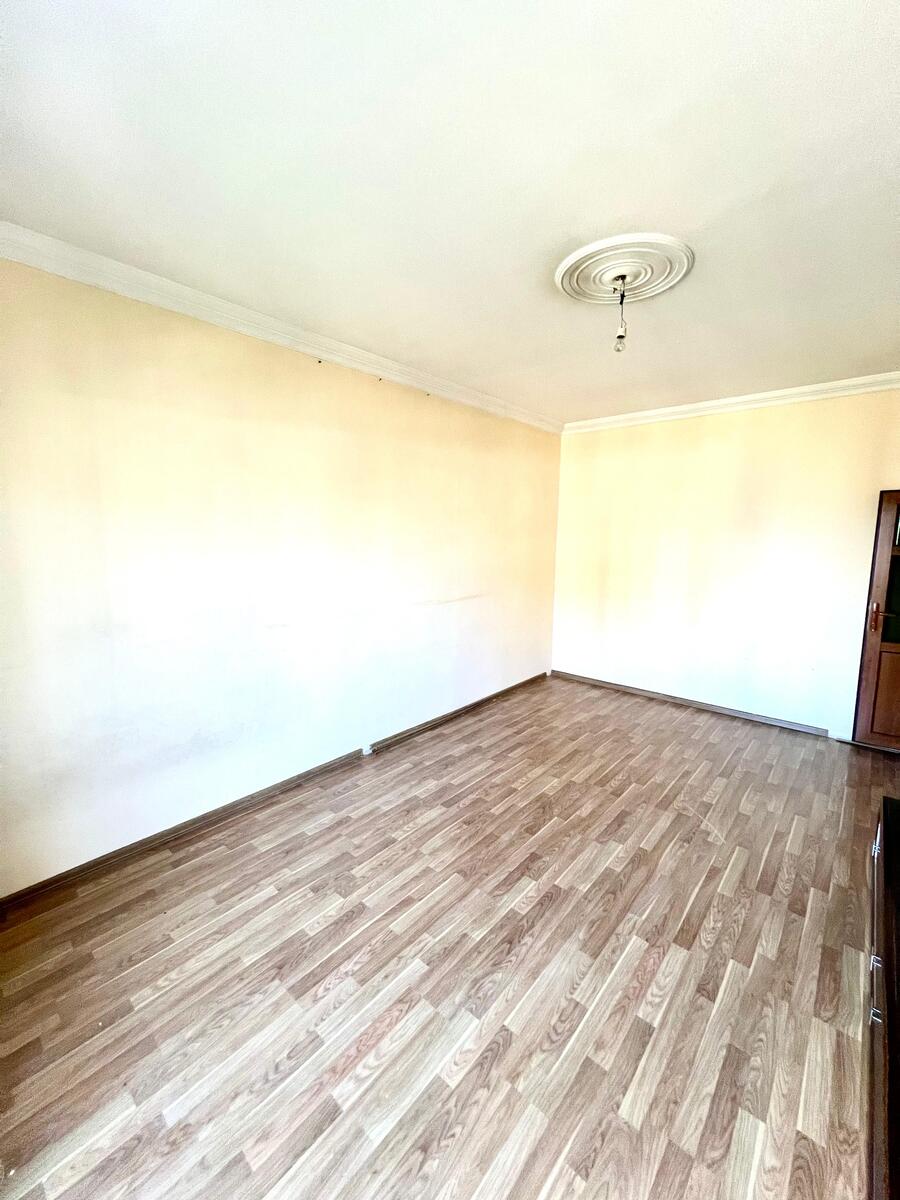 Satılır 2 otaqlı köhnə tikili 65 m² — Mənzil, Bakı (4)