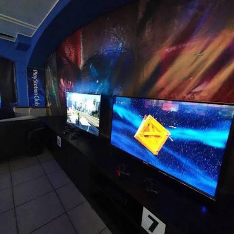 Playstation klub avadanlığı — Bakı