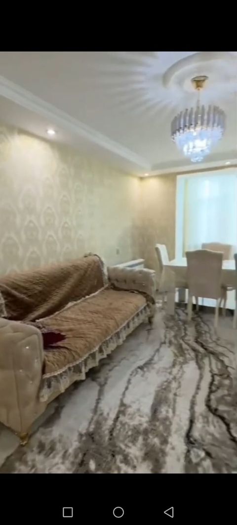 Bakı, Günəşli, 3 otaqlı, Köhnə tikili, m. Əhmədli, 87 kv. m — Bakı