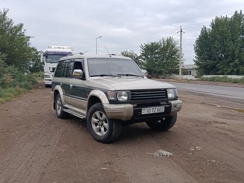 SUV – 7 yerlik, 5 qapılı, tam ötürücülü ofroud tipli model. Xarici — İmişli