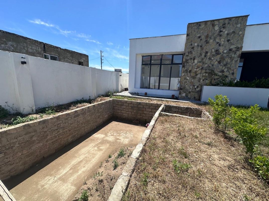 Satılır 4 otaqlı həyət evi/bağ evi 110 m² — Ev, villa, Bakı (2)