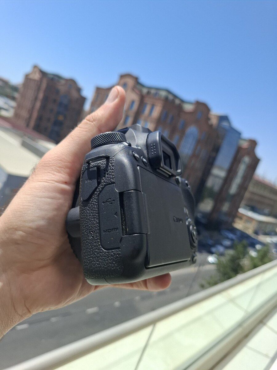 Fotoaparat Canon 6D Mark II — Foto və video texnikası, Bakı (6)