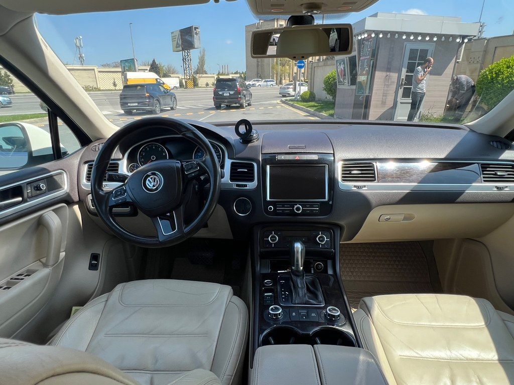 Volkswagen Touareg, 3.6 L, 2011 il, 329 000 km — Avtomobillər, Bakı (4)