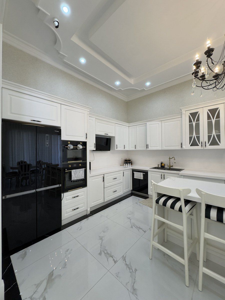 Satılır 6 otaqlı həyət evi/bağ evi 700 m² — Ev, villa, Bakı (5)