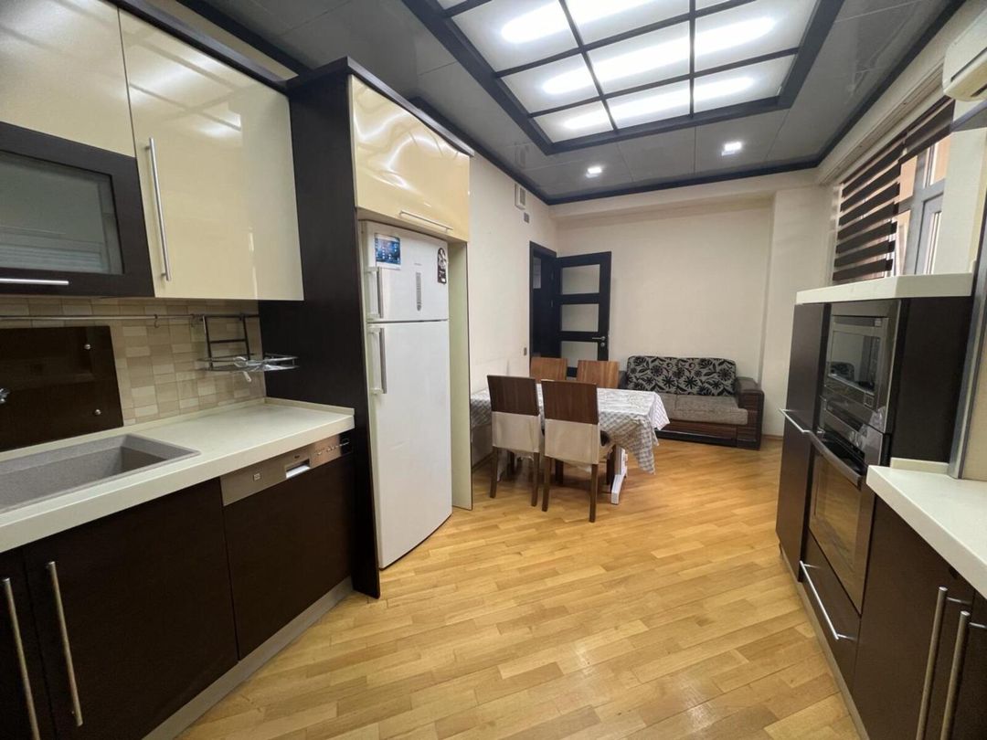 İcarəyə verilir 3 otaqlı yeni tikili 130 m² — Mənzil, Bakı (2)