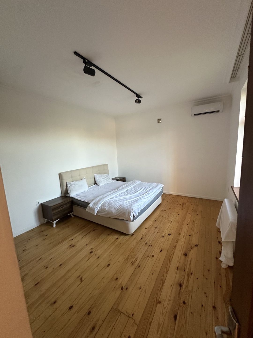 İcarəyə verilir 4 otaqlı həyət evi/bağ evi 400 m² — Ev, villa, Bakı (11)