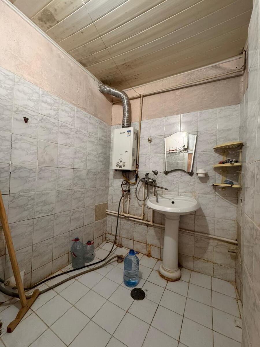 Satılır 2 otaqlı köhnə tikili 65 m² — Mənzil, Bakı (10)