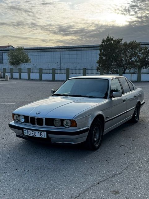 BMW 525, 2.5 L, 1995 il, 254 560 km — Bakı