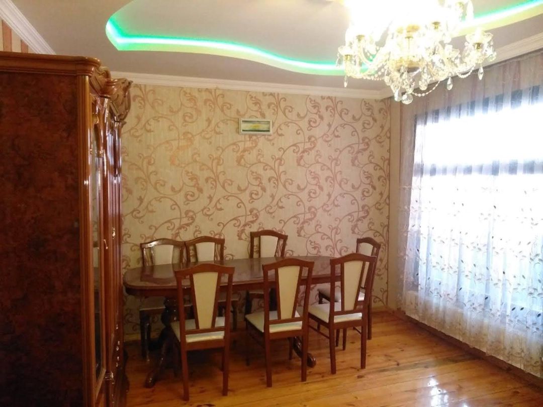 İcarəyə verilir 7 otaqlı həyət evi/bağ evi 250 m² — Ev, villa, Gəncə (2)