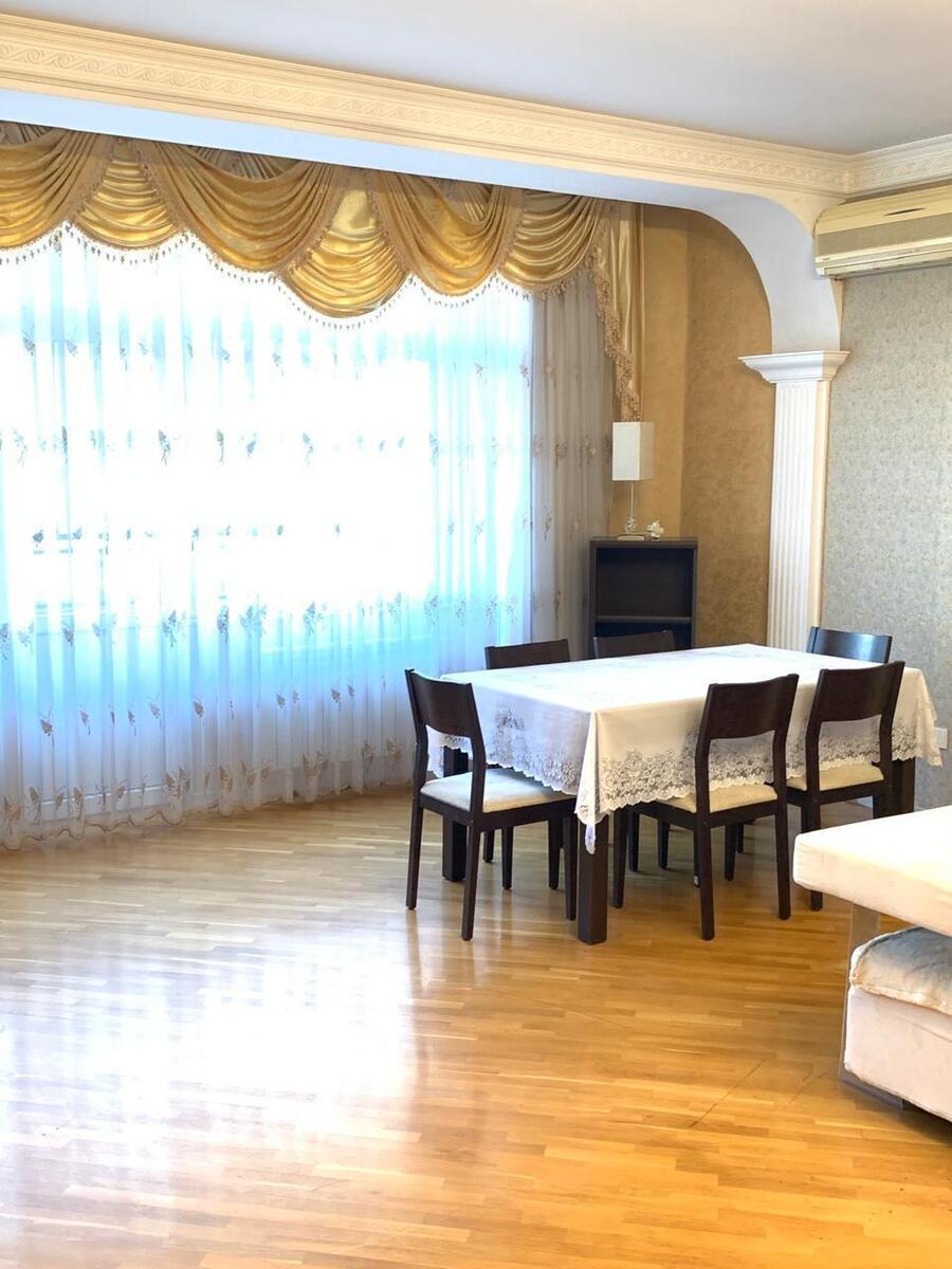 İcarəyə verilir 3 otaqlı yeni tikili 150 m² — Mənzil, Bakı (8)