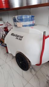 Barbaros dərman səpən 200 Lt elektrik — Avant Agro — Biznes və avadanlıq
