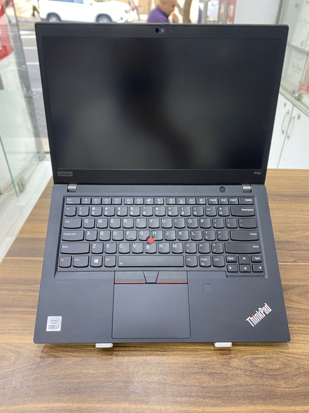 Lenovo ThinkPad P14s — İş və Peşəkar İstifadə üçün Güclü Seçim — Lenovo, Bakı (3)