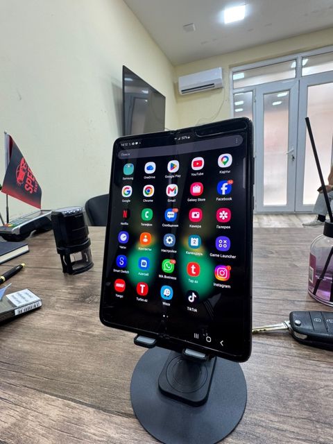 Samsung Galaxy Fold 5G Space Silver 512GB/12GB — Bakı