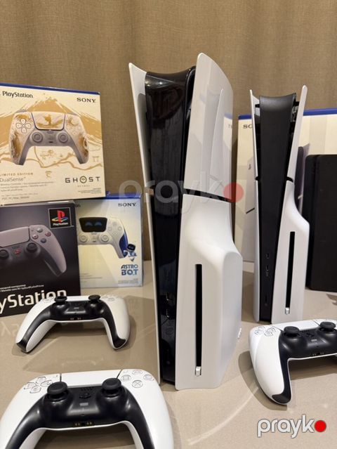 Playstation 5 Slim + Dualsense Salam mehsul ideal veziyyetdedir — Bakı