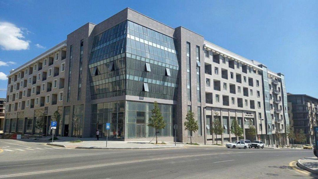 Satılır 4 otaqlı yeni tikili 220 m² — Mənzil, Bakı
