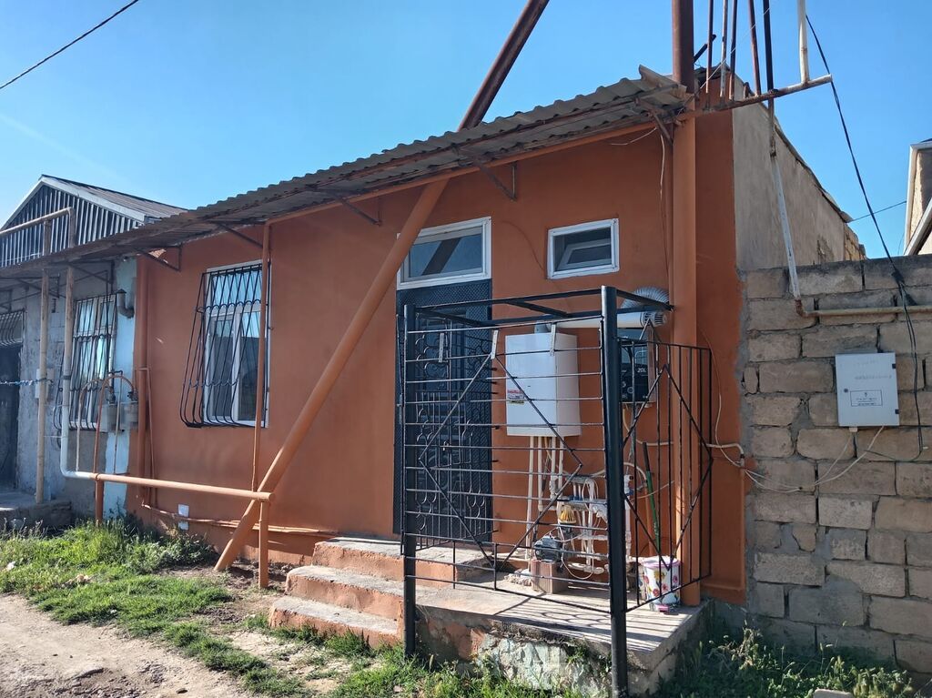 60 kv. m, 2 otaqlı, Kombi, Qaz, İşıq — Ev, villa, Bakı (2)