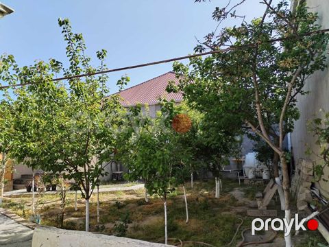 Satılır 5 otaqlı həyət evi/bağ evi 130 m²