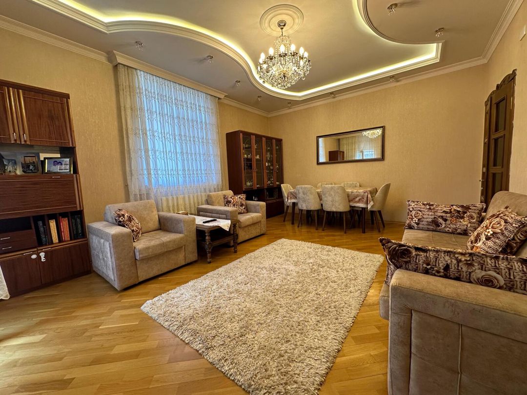 Satılır 3 otaqlı yeni tikili 140 m² — Mənzil, Bakı (2)
