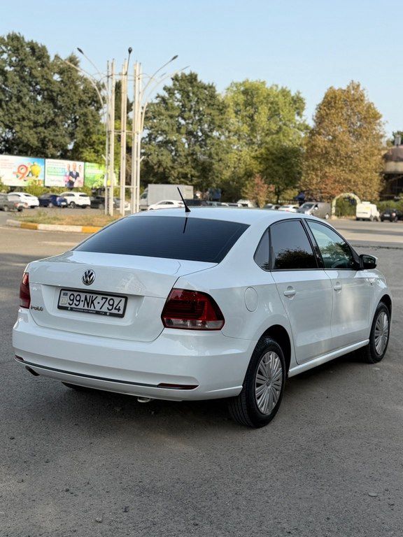 Volkswagen Polo, 1.6 L, 2015 il, 330 000 km — Avtomobillər, Lənkəran (6)