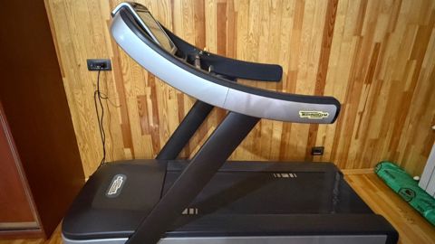 Qaçış trenajoru Technogym RUN NOW 700 — Bakı