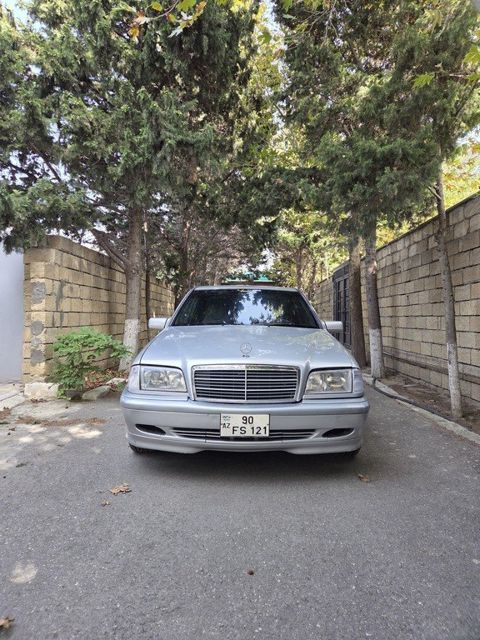 Mercedes C 200, 2.0 L, 1997 il, 390 000 km — Bakı
