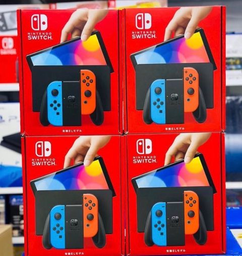 Nintendo Switch Oled — Gaming consoles