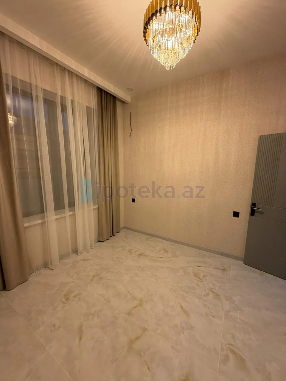 Satılır: 4 Otaq, Bağlar, Xəzər r., Şağan q., 130.00 m² — Ev, villa (2)