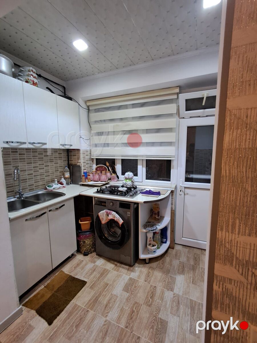 Satılır 4 otaqlı köhnə tikili 80 m² — Mənzil, Bakı (8)