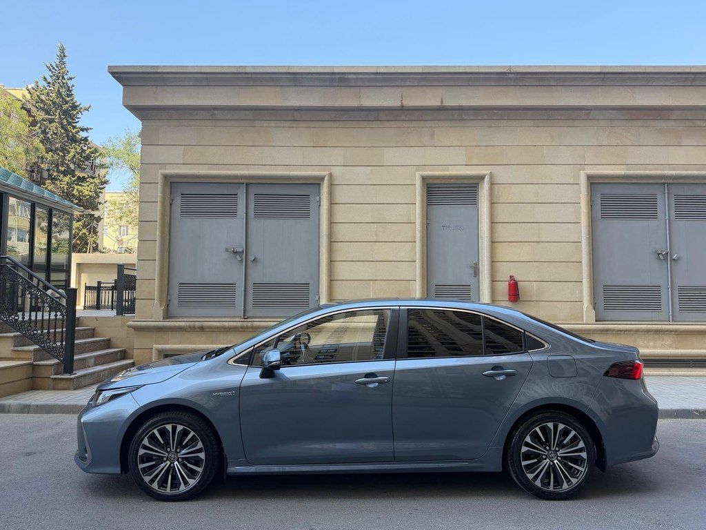 Toyota Corolla, 1.8 L, 0.85 kWh, 2024 il, 34 000 km — Avtomobillər, Bakı (2)