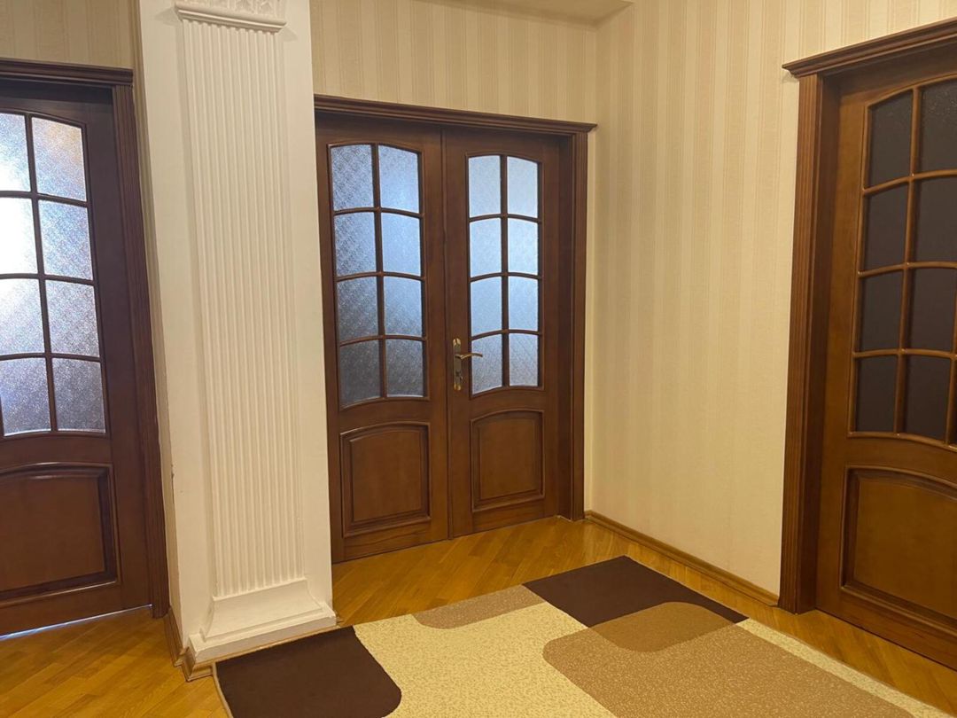 İcarəyə verilir 3 otaqlı yeni tikili 135 m² — Mənzil, Bakı (2)