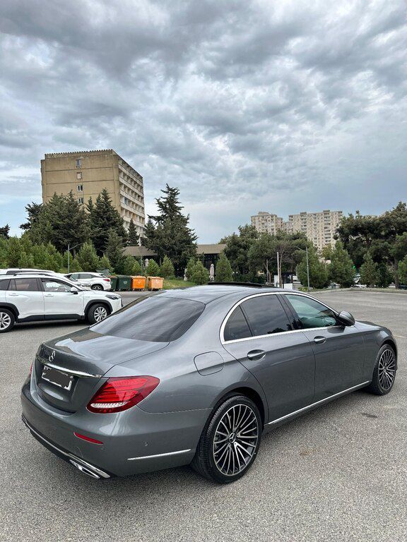 Mercedes E 220 d, 2.0 L, 2016 il, 295 000 km — Avtomobillər, Bakı (4)