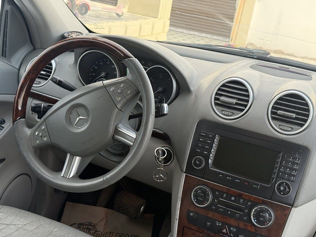 Mercedes GL 500 4MATIC, 5.5 L, 2008 il, 225 000 km — Avtomobillər, Bakı (11)