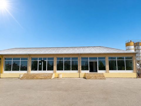 İcarəyə verilir obyekt 240 m² — Bərdə