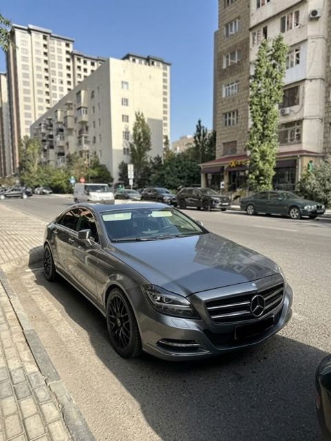 Mercedes CLS 350, 3.5 L, 2011 il, 210 000 km — Bakı