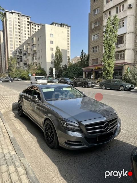 Mercedes CLS 350, 3.5 L, 2011 il, 210 000 km